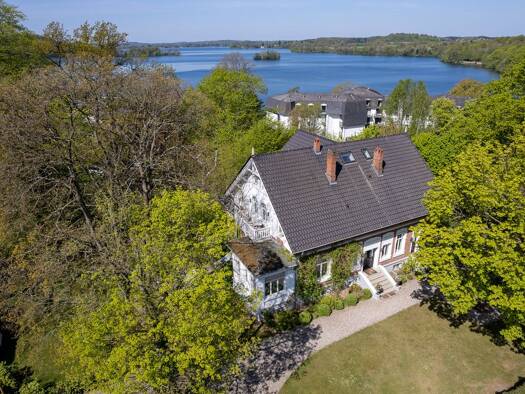 Villa zum Kauf 13,5 Zimmer 410 m² 2.267 m² Grundstück Bad Malente-Gremsmühlen Malente 23714