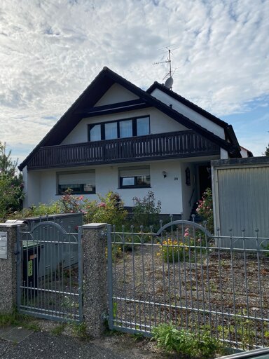 Mehrfamilienhaus zum Kauf 748.000 € 6 Zimmer 200 m² 670 m² Grundstück frei ab sofort Nürnberg 90475