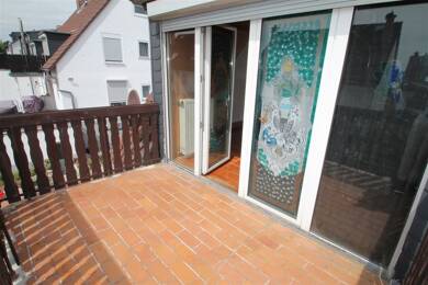 Wohnung zum Kauf 169.000 € 3 Zimmer 64 m² Dachgeschoss, 1. Geschoss frei ab sofort Keramag Flörsheim am Main 65439