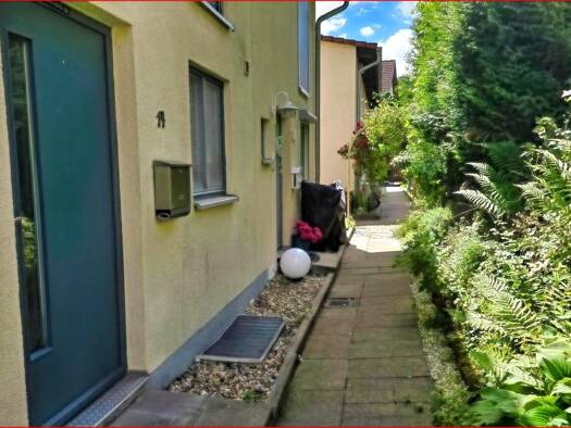 Reihenmittelhaus zum Kauf 364.000 € 4 Zimmer 108,4 m² 127 m² Grundstück frei ab sofort Bad Herrenalb Bad Herrenalb 76332