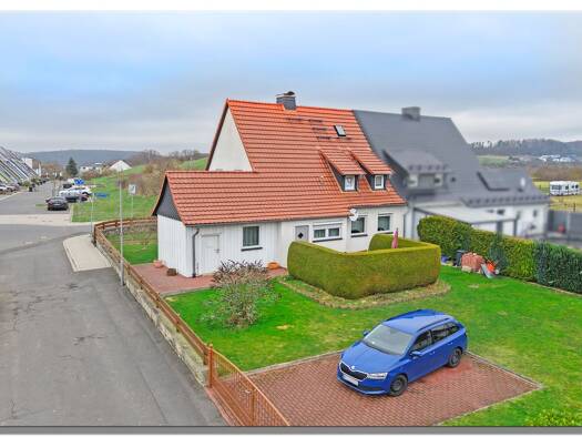 Doppelhaushälfte zum Kauf 250.000 € 5 Zimmer 127 m² 506 m² Grundstück Bettenhausen Kassel / Bettenhausen 34123