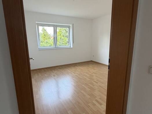 Wohnung zur Miete 900 € 3 Zimmer 78 m² Hövelhof 33161