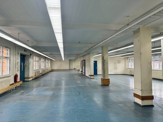 Bürofläche zur Miete provisionsfrei 15 € 550 m² Bürofläche teilbar ab 427 m² Bahnhofstraße 5 Lichtenrade Berlin 12305
