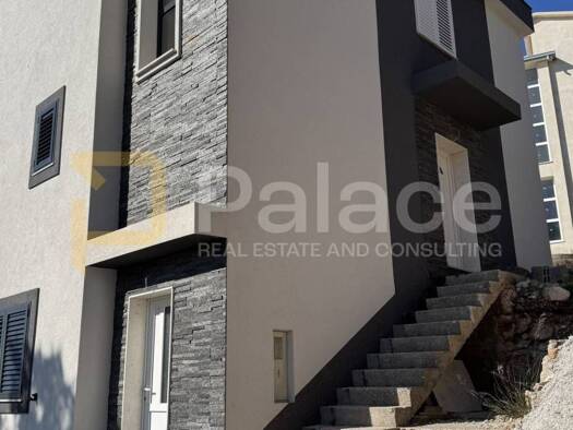 Haus zum Kauf 315.000 € 2 Zimmer 108 m² Omiš