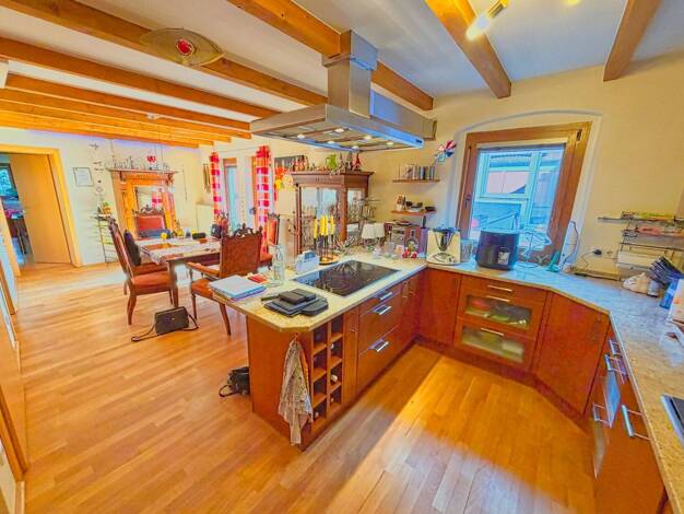 Wohnung zum Kauf 975.000 € 7 Zimmer 215 m² Steinweg Regensburg 93059