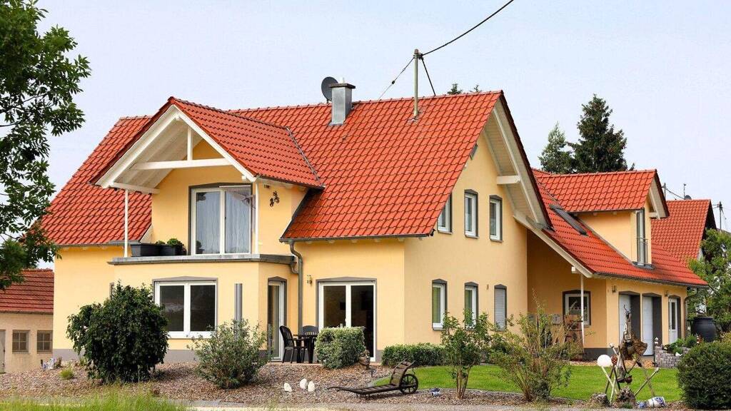 Haus zum Kauf 7,5 Zimmer 240 m² 937 m² Grundstück Silheim Bibertal / Silheim 89346