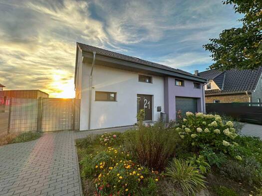 Einfamilienhaus zum Kauf 635.000 € 7 Zimmer 210 m² 616 m² Grundstück Klein Hutbergen Verden (Aller) 27283