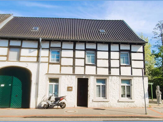 Reihenendhaus zum Kauf 200.000 € 6 Zimmer 146 m² 740 m² Grundstück Langerwehe 52379