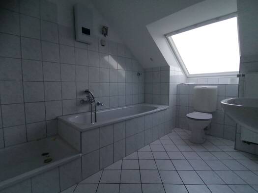 Wohnung zur Miete 476 € 3,5 Zimmer 76 m² Geschoss 2/4 frei ab sofort Lütgendortmund Dortmund 44388