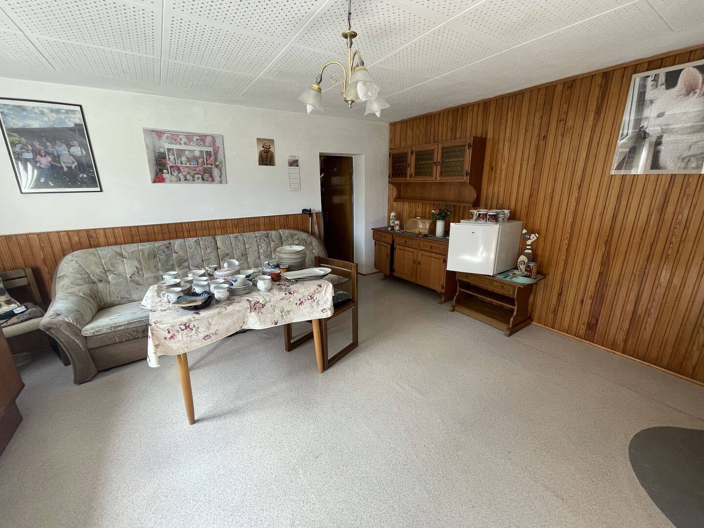 Immobilie in Tröstau - Einfamilienwohnhaus wartet auf den handwerklich begabten Käufer! - Bild 4