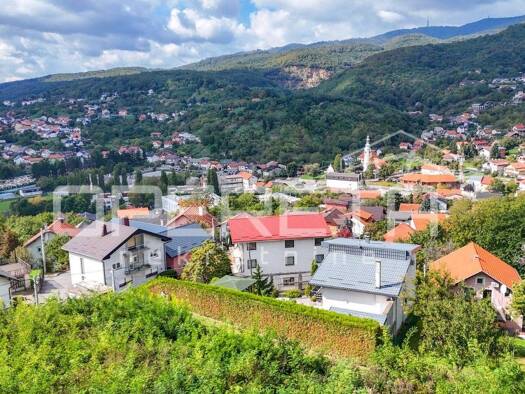 Wohn- und Gewerbegrundstück zum Kauf 133.400 € Zagreb 10000
