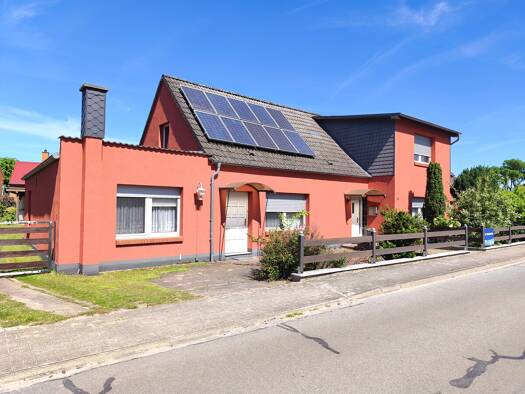 Einfamilienhaus zum Kauf 149.000 € 5 Zimmer 158 m² 899 m² Grundstück Polz Dömitz 19303