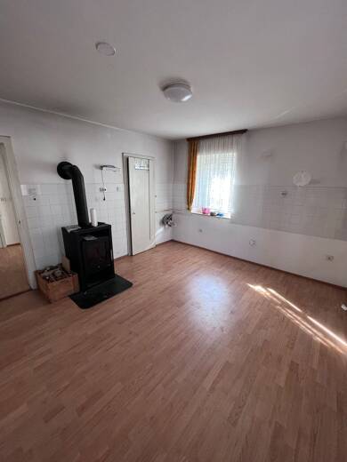 Wohnung zur Miete 350 € 2 Zimmer 51 m² 1. Geschoss frei ab sofort Weidenhäuser Straße 19 Niederhone Eschwege 37269