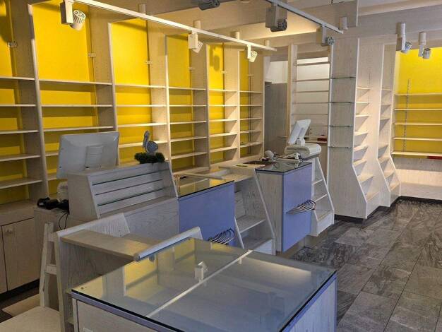 Laden zum Kauf 195.000 € 5 Zimmer 80 m² Verkaufsfläche Lauffen am Neckar 74348