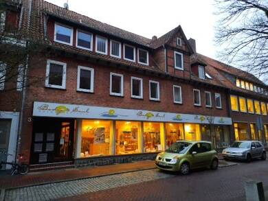 Mehrfamilienhaus zum Kauf als Kapitalanlage geeignet 420.000 € 272 m² 237 m² Grundstück Uelzen 29525