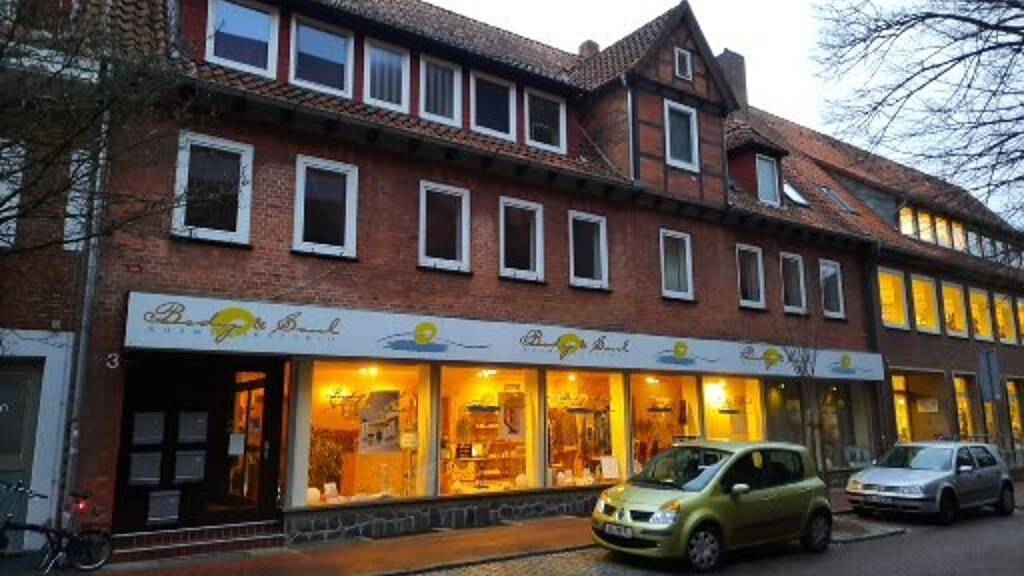 Wohn- und Geschäftshaus in Uelzen-City mit Kosmetik-.Studio