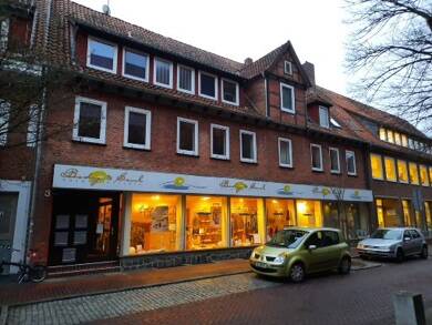 Mehrfamilienhaus zum Kauf als Kapitalanlage geeignet 420.000 € 272 m² 237 m² Grundstück Uelzen Uelzen 29525