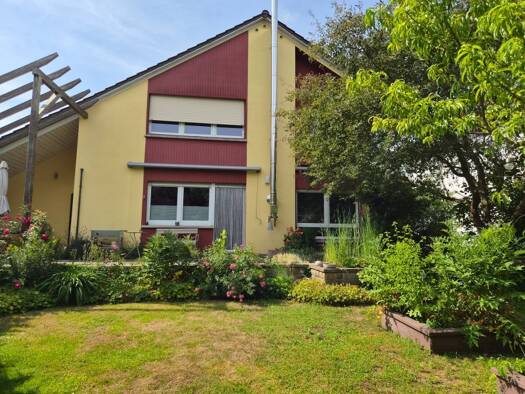 Einfamilienhaus zum Kauf 619.000 € 6,5 Zimmer 125 m² 542 m² Grundstück Nauheim 64569