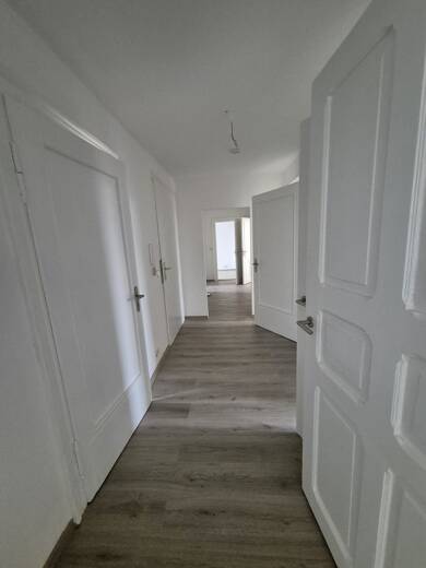 Wohnung zur Miete 690 € 4 Zimmer 136 m² 1. Geschoss frei ab sofort Vater-Jahn-Straße 5 Zeitz Zeitz 06712