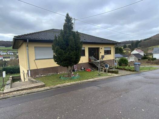 Einfamilienhaus zum Kauf provisionsfrei 225.000 € 5 Zimmer 166 m² 781 m² Grundstück Taben-Rodt 54441