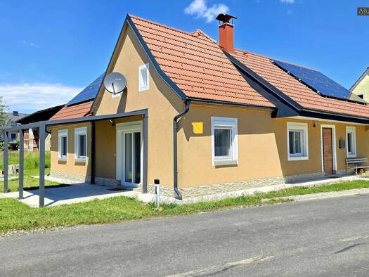 Haus zur Miete 850 € 2,5 Zimmer 80 m² 608 m² Grundstück Hohenbrugg 8271