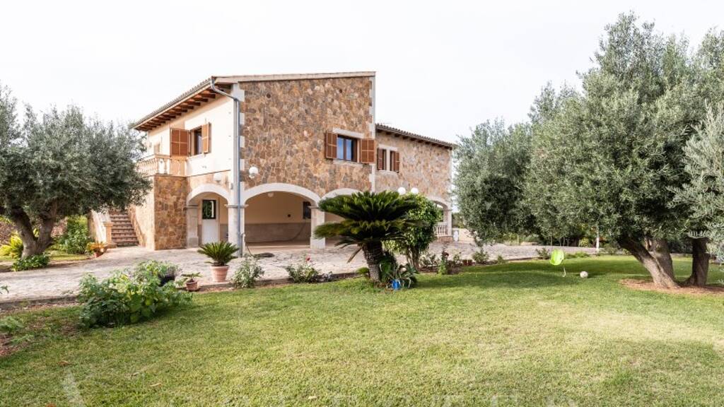 Haus zum Kauf 1.600.000 € 6 Zimmer 483 m² 11.599 m² Grundstück Marratxí