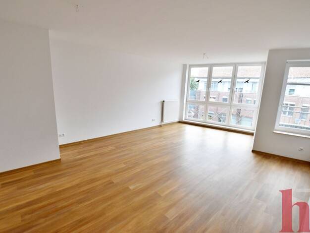 Wohnung zur Miete 990 € 4 Zimmer 111 m² 2. Geschoss frei ab sofort Lohne Lohne (Oldenburg) 49393