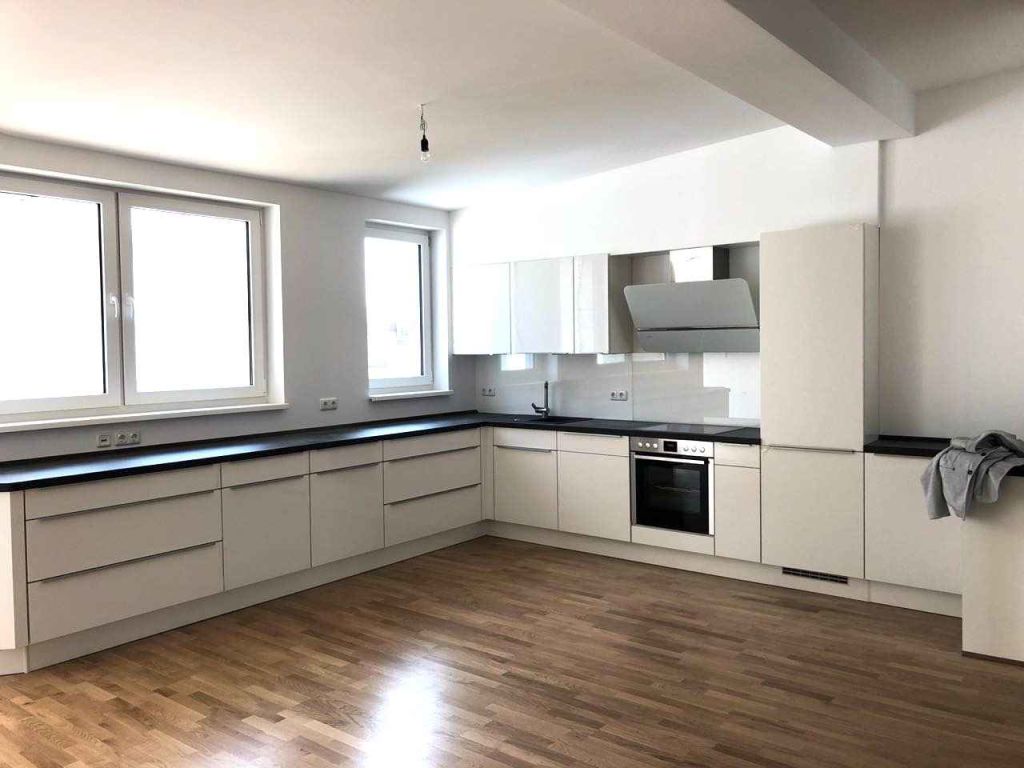 Wohnung zur Miete Wohnen auf Zeit 905 € 6 Zimmer 23 m²<br/>Wohnfläche 04.11.2024<br/>Verfügbarkeit Rembrandtstraße 16 Schöneberg Berlin 12157