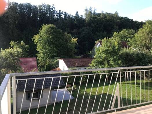 Doppelhaushälfte zur Miete 1.400 € 3 Zimmer 88 m² 900 m² Grundstück Achdorf Landshut 84036