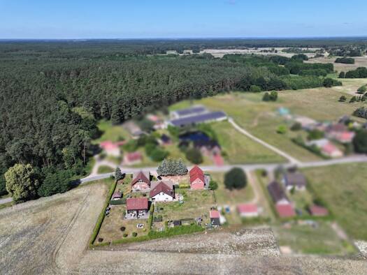 Sonstiges zum Kauf als Kapitalanlage geeignet 649.000 € 23 Zimmer 640 m² 5.141 m² Grundstück Qualzow Mirow 17252
