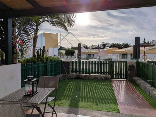 Villa zur Miete 1.100 € 1 Zimmer 45 m² 55 m² Grundstück San Bartolomé de Tirajana 35100