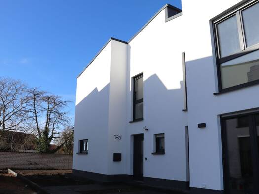 Haus zur Miete 1.200 € 4 Zimmer 90 m² 200 m² Grundstück frei ab sofort Zülpich 53909