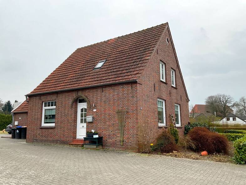 Einfamilienhaus zum Kauf 239.000 € 5 Zimmer 150 m² 981 m² Grundstück Schortens Schortens 26419