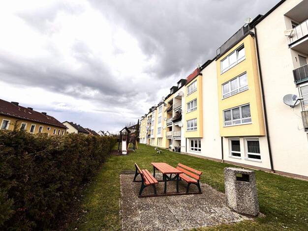 Wohnung zum Kauf 249.000 € 3 Zimmer 101 m² 2. Geschoss Sulzbach-Rosenberg 92237