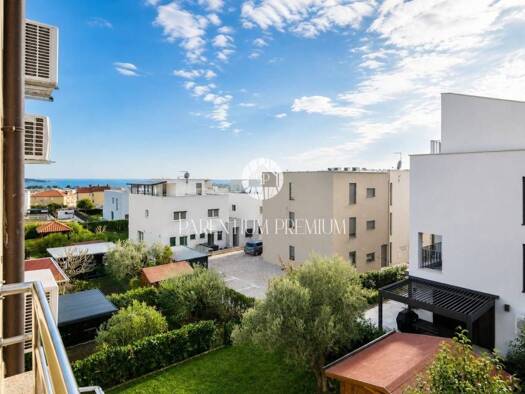 Wohnung zum Kauf 230.000 € 75 m² 2. Geschoss Novigrad