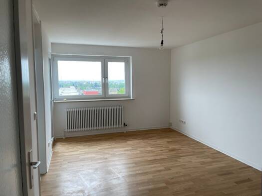 Wohnung zur Miete 496 € 1 Zimmer 35 m² 11. Geschoss frei ab 09.11.2026 Bessemerstraße 51 Herrnhütte Nürnberg 90411