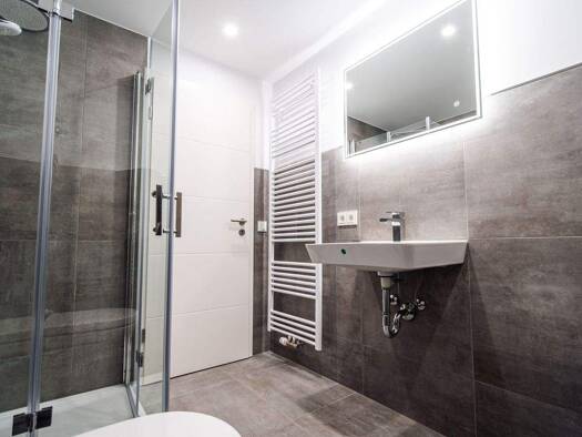 Wohnung zur Miete 1.400 € 4 Zimmer 115 m² 4. Geschoss frei ab sofort Löhrstraße 131 Mitte Koblenz 56068