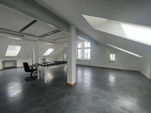 Wohnung zur Miete 1.460 € 6 Zimmer 140 m² frei ab 01.10.2025 Ergolding 84030