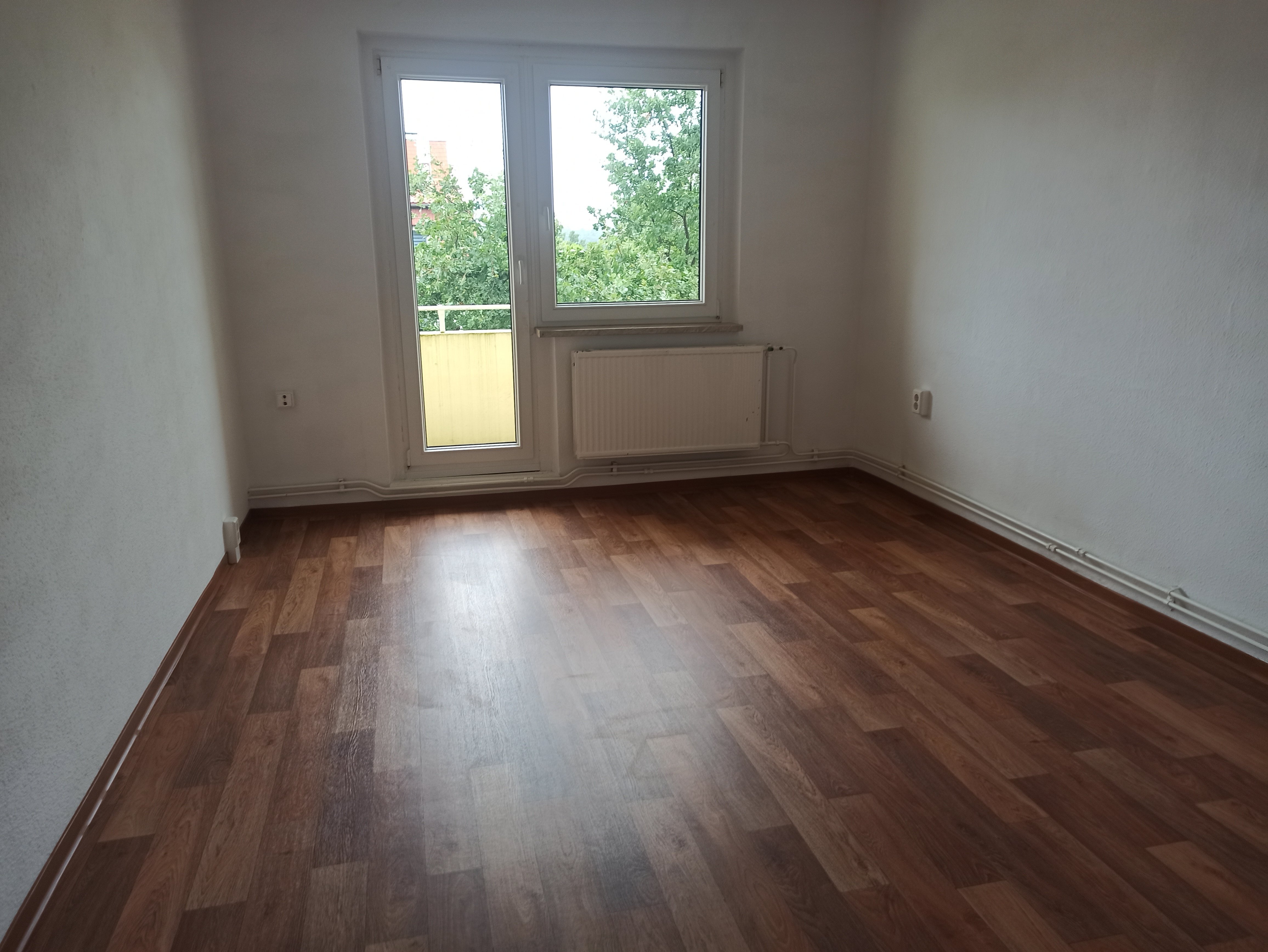 Wohnung zur Miete 260 € 2 Zimmer 49 m²<br/>Wohnfläche EG<br/>Geschoss ab sofort<br/>Verfügbarkeit Schacksdorf Lichterfeld-Schacksdorf 03238