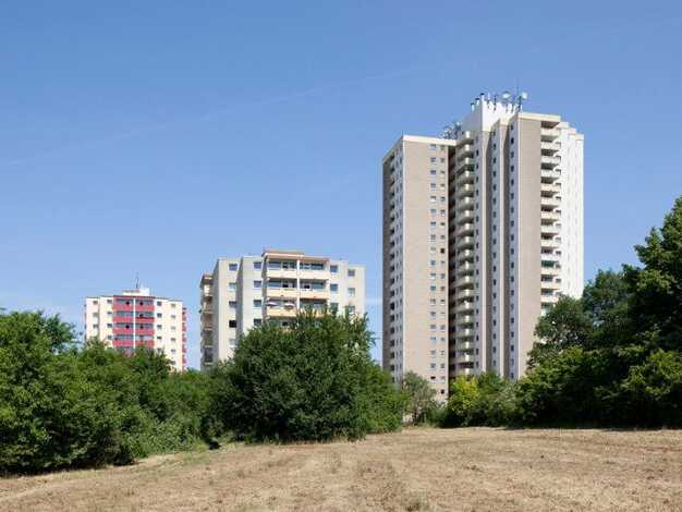Wohnung zur Miete 968 € 3 Zimmer 92,2 m² 14. Geschoss frei ab 26.09.2026 Südliche Ringstraße 191 Langen Langen 63225