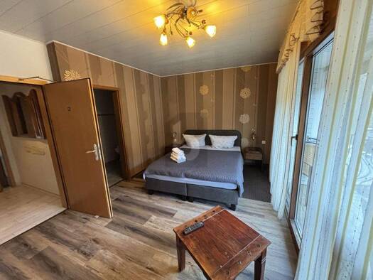 Hotel zum Kauf 650.000 € 29 Zimmer 2.656 m² Grundstück Wintrich 54487