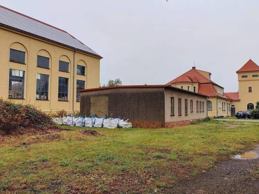 Gewerbepark zur Miete provisionsfrei 35,70 € 65.000 m² Grundstück frei ab sofort Senftenberg Senftenberg 01968