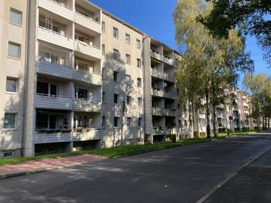Wohnung zur Miete 380 € 4 Zimmer 69,8 m² 4. Geschoss Erich-Weinert-Straße 38 Hermsdorf 07629