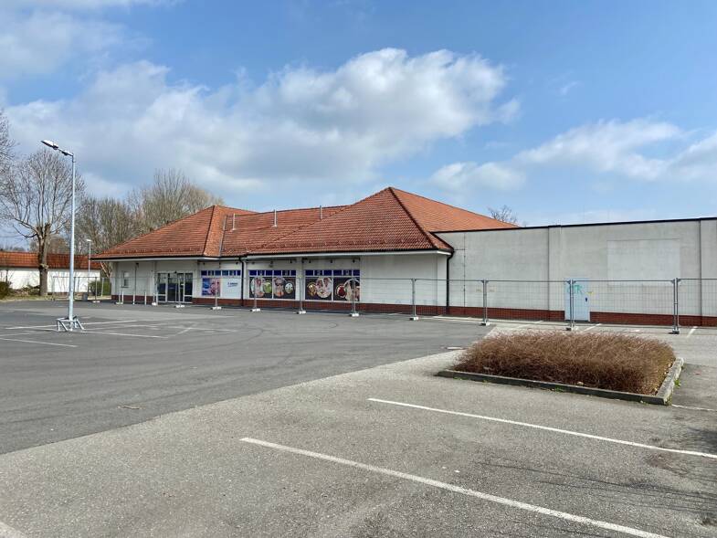 Ladenfläche zum Kauf 790.000 € 1.430 m² Verkaufsfläche Stadtmitte Peitz 03185