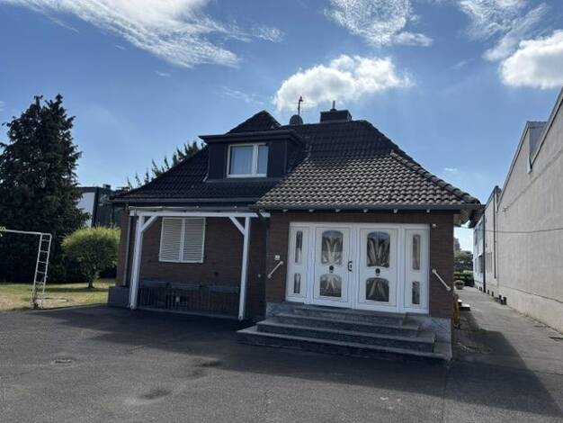 Einfamilienhaus zum Kauf 449.000 € 4 Zimmer 160 m² 892 m² Grundstück Westhoven Porz 51149