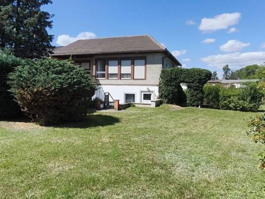 Reihenmittelhaus zum Kauf provisionsfrei 190.000 € 3 Zimmer 81 m² 890 m² Grundstück Hosena Senftenberg 01996