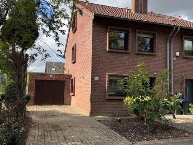 Einfamilienhaus zum Kauf provisionsfrei 357.000 € 4 Zimmer 130 m² 449 m² Grundstück Geneicken Mönchengladbach 41238
