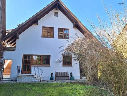 Wohnung zur Miete 750 € 4 Zimmer 104 m² frei ab 15.03.2026 Unterwohlsbach Rödental 96472