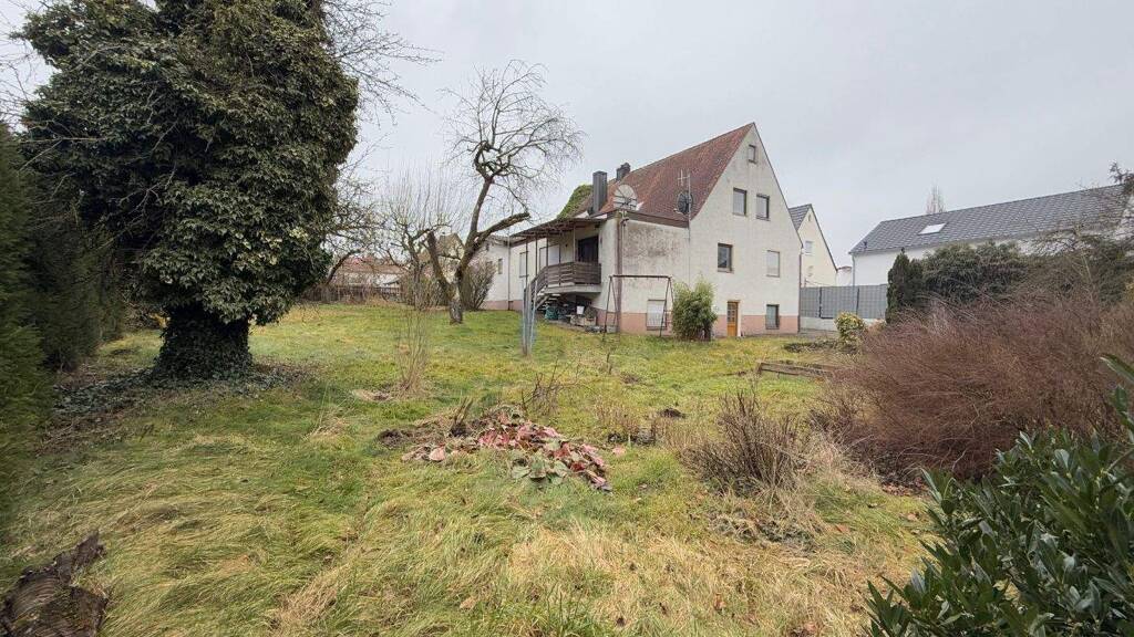Einfamilienhaus zum Kauf 349.000 € 10 Zimmer 240 m² 1.282 m² Grundstück Dillingen Dillingen an der Donau 89407