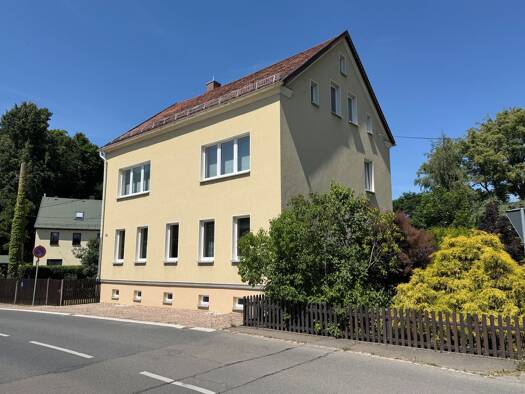 Einfamilienhaus zum Kauf 143.500 € 6 Zimmer 144,6 m² 343 m² Grundstück frei ab sofort Stenn Lichtentanne 08115